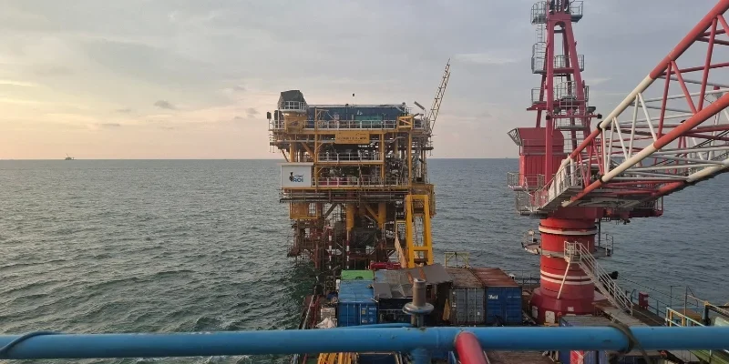 Marine civil engineering shoreline